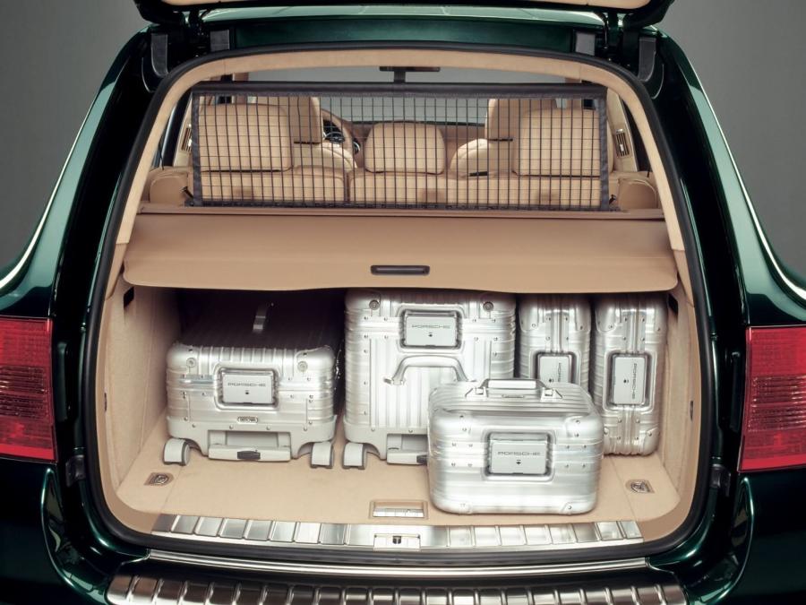  Porsche Cayenne Turbo 2002 года  (фото 30 из 40)